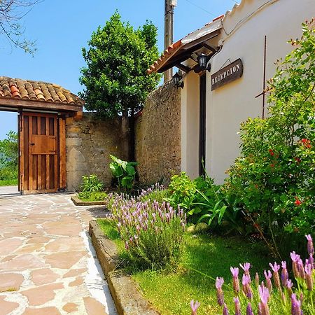 Posada Condado De La Mota Могро Екстериор снимка