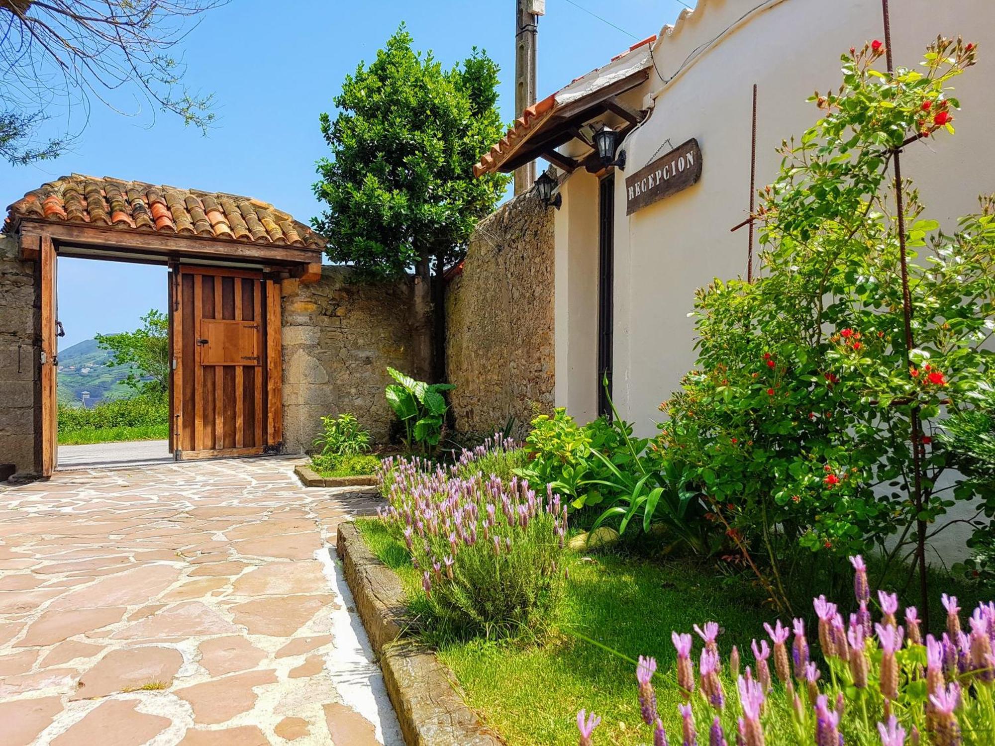Posada Condado De La Mota Могро Екстериор снимка