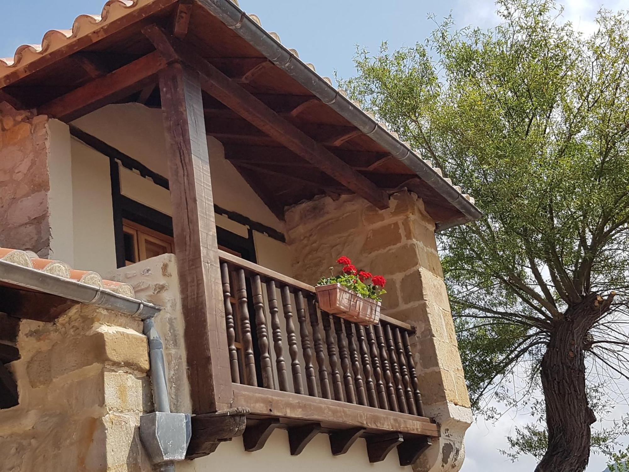 Posada Condado De La Mota Могро Екстериор снимка
